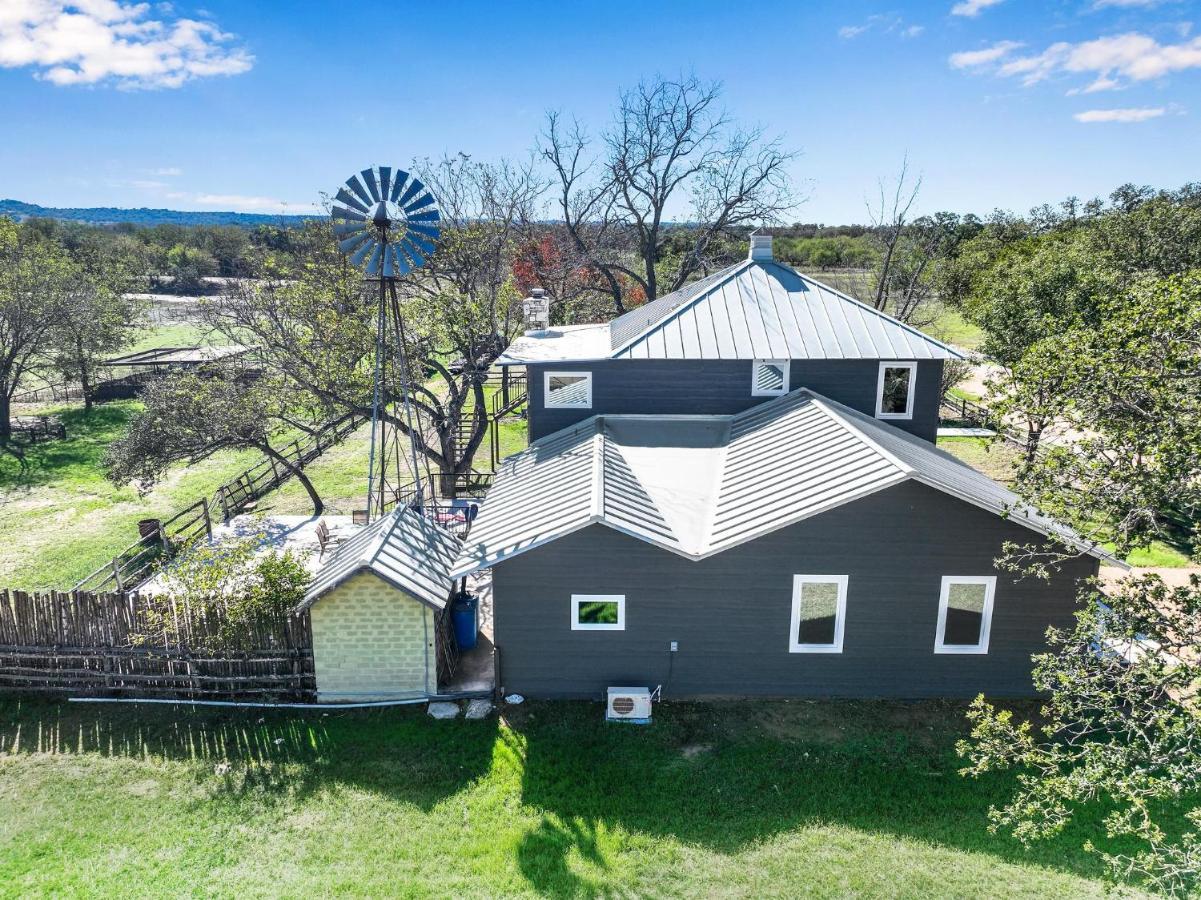 Fred'S Fun House Villa Fredericksburg Exteriör bild